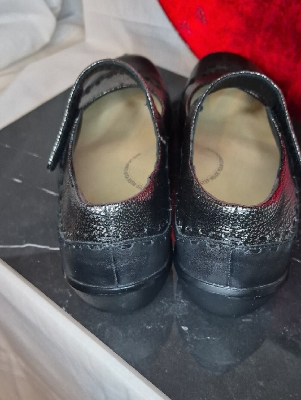 WS38- Women's Metallic Black Mary Jane Shoes - sz 9.5 (40) - Picture 6 of 15